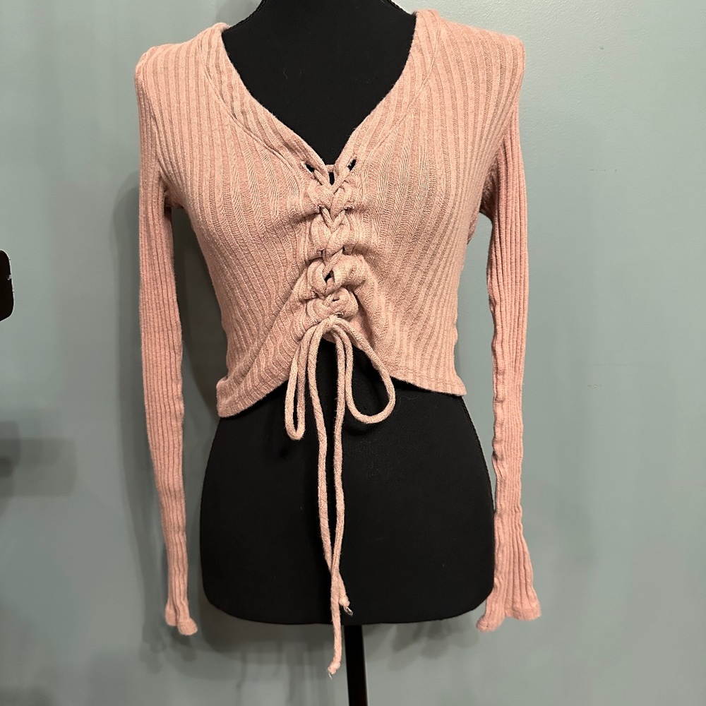 FOREVER 21 cropped ruched top